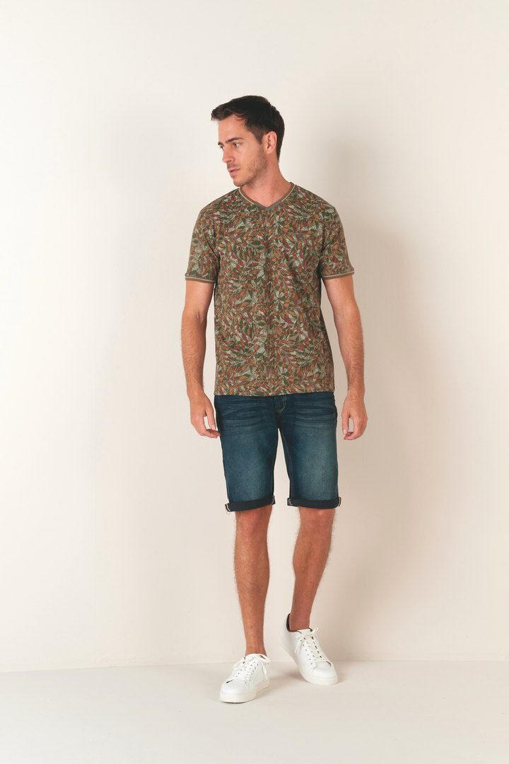 Wholesaler RMS 26 BY FRANCE DENIM - V-neck T-shirt with dark all-over print