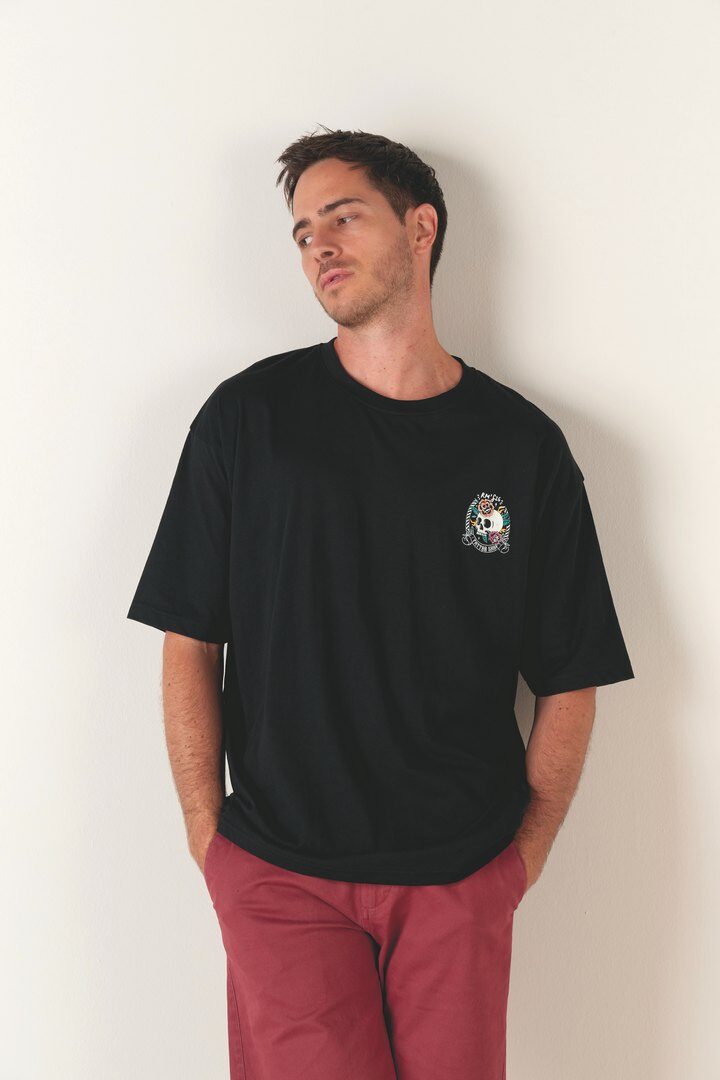 Großhändler RMS 26 BY FRANCE DENIM - Kurzarm Jersey T-Shirt, SKULL TATTOO Druck