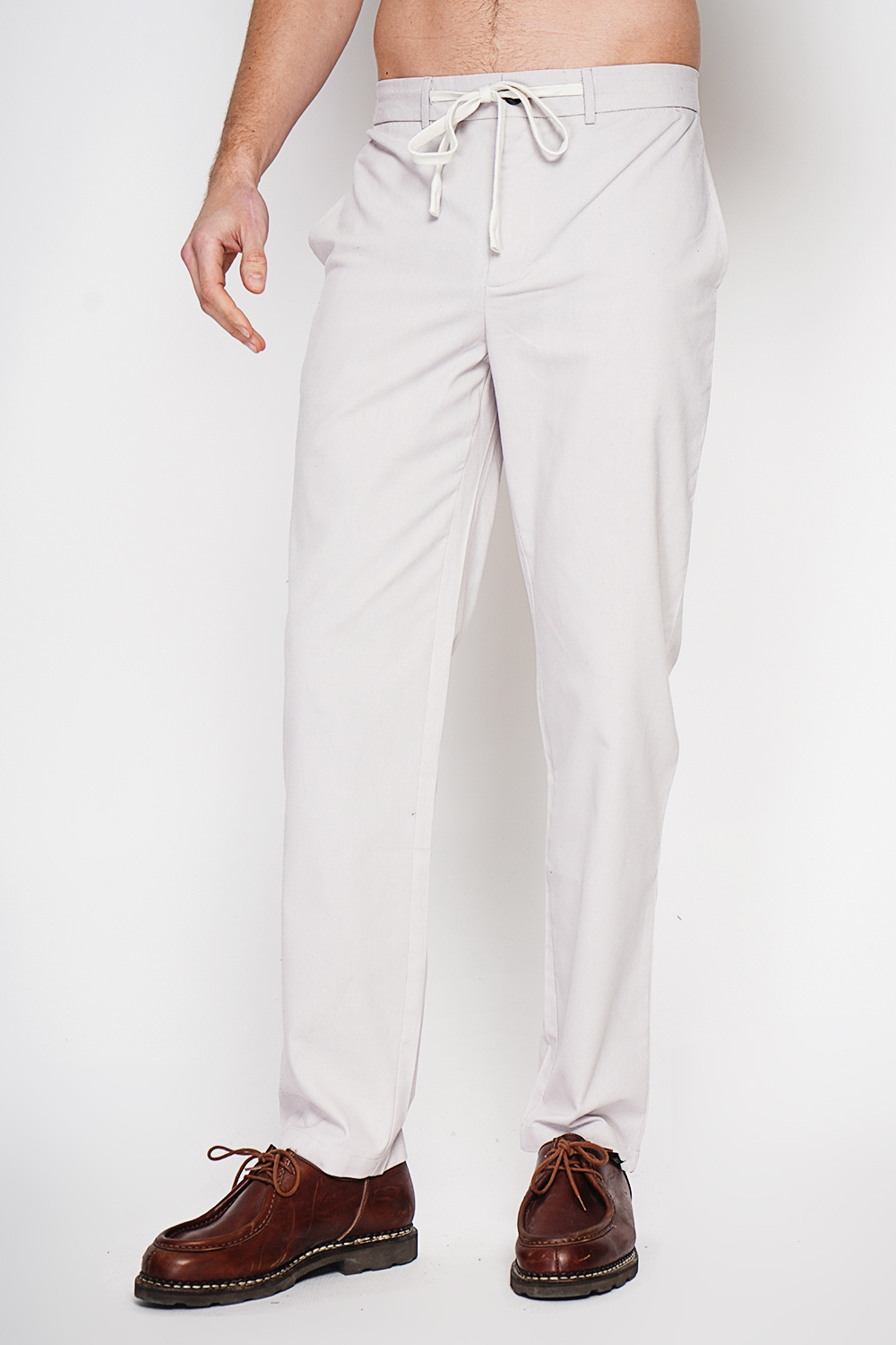 Wholesaler Secret du Lin - Straight-cut trousers with an elastic waistband at the back, front pleats, 2 side pockets at the front, 2 back pockets