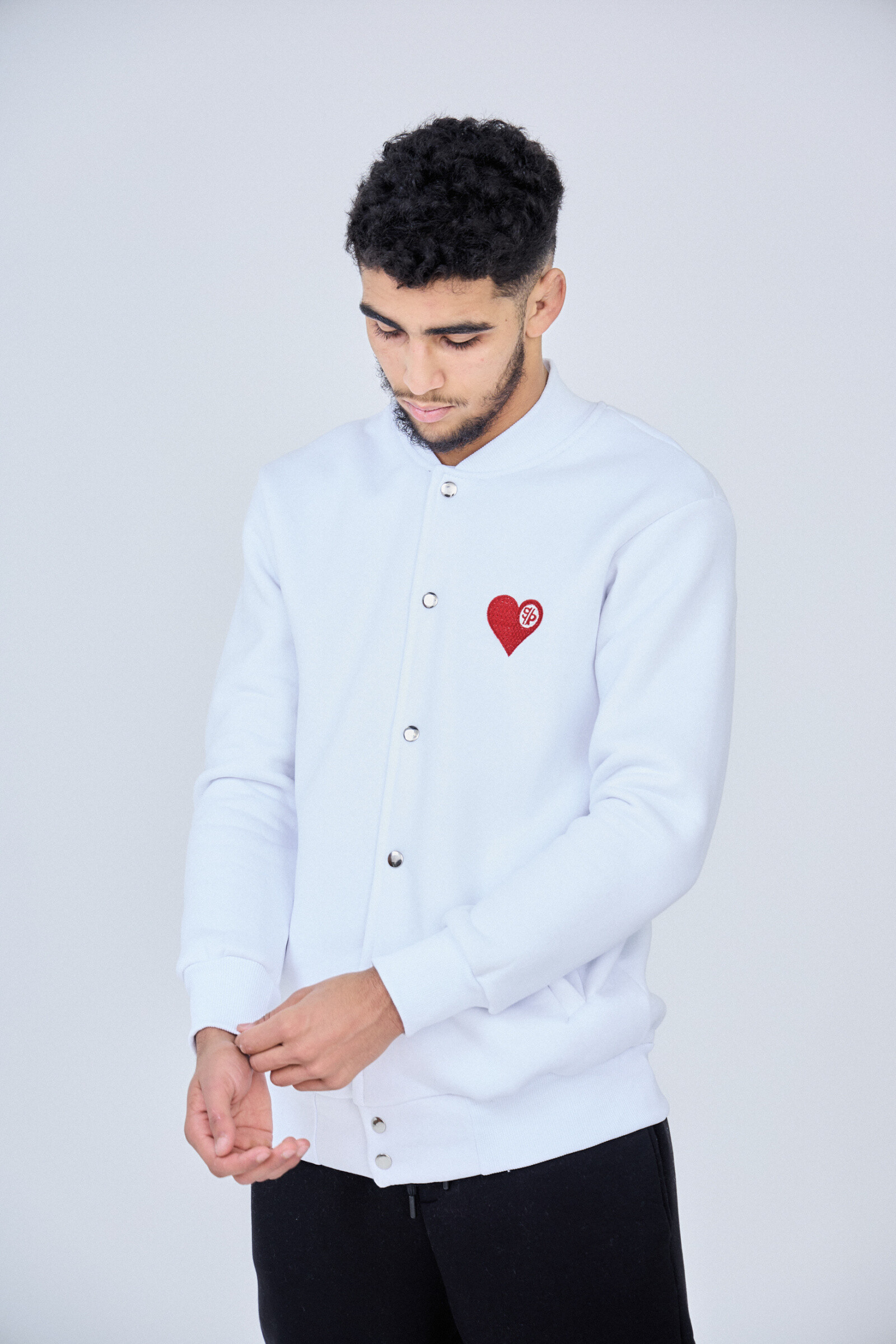 Grossiste SUPER PRODIGE - GILET BOMBER BRODERIE HEART