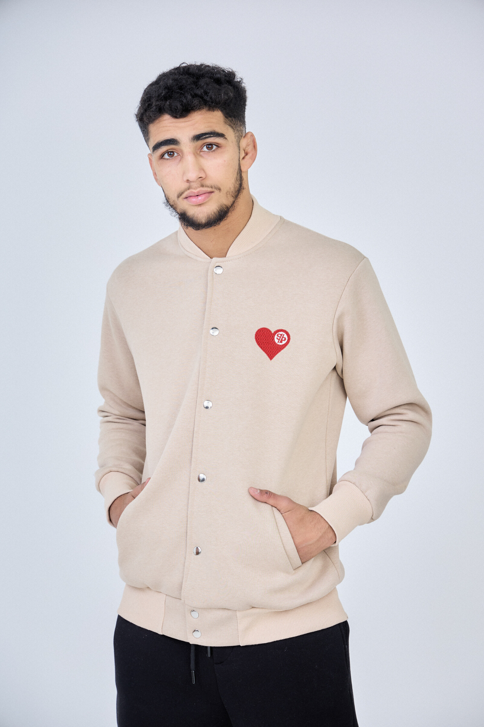 Grossiste SUPER PRODIGE - GILET BOMBER BRODERIE HEART