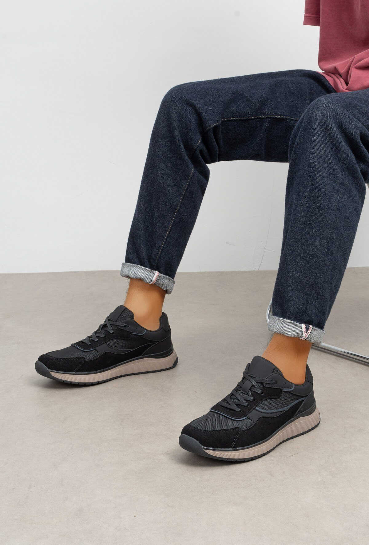 Wholesaler TANIA - C'M Paris - Men's sneakers