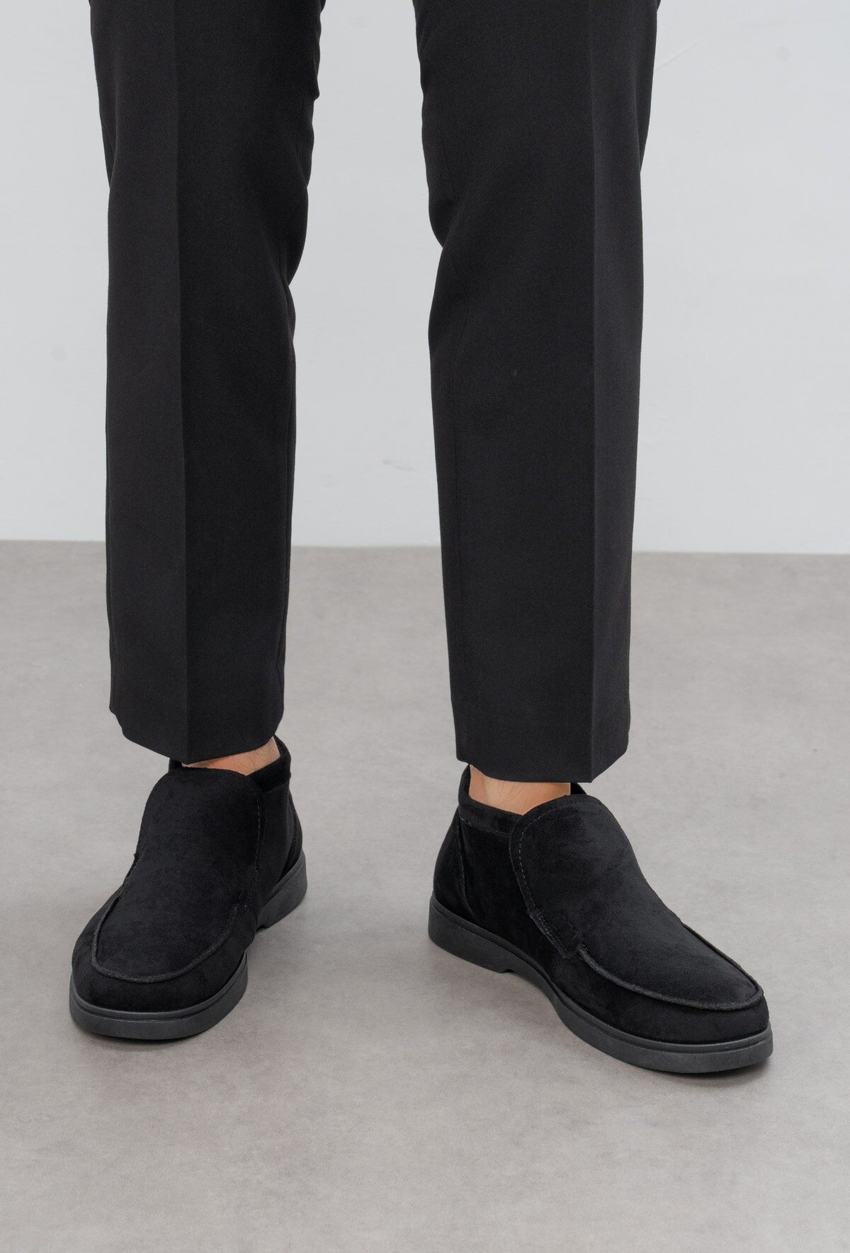 Wholesaler TANIA - C'M Paris - Men's sneakers
