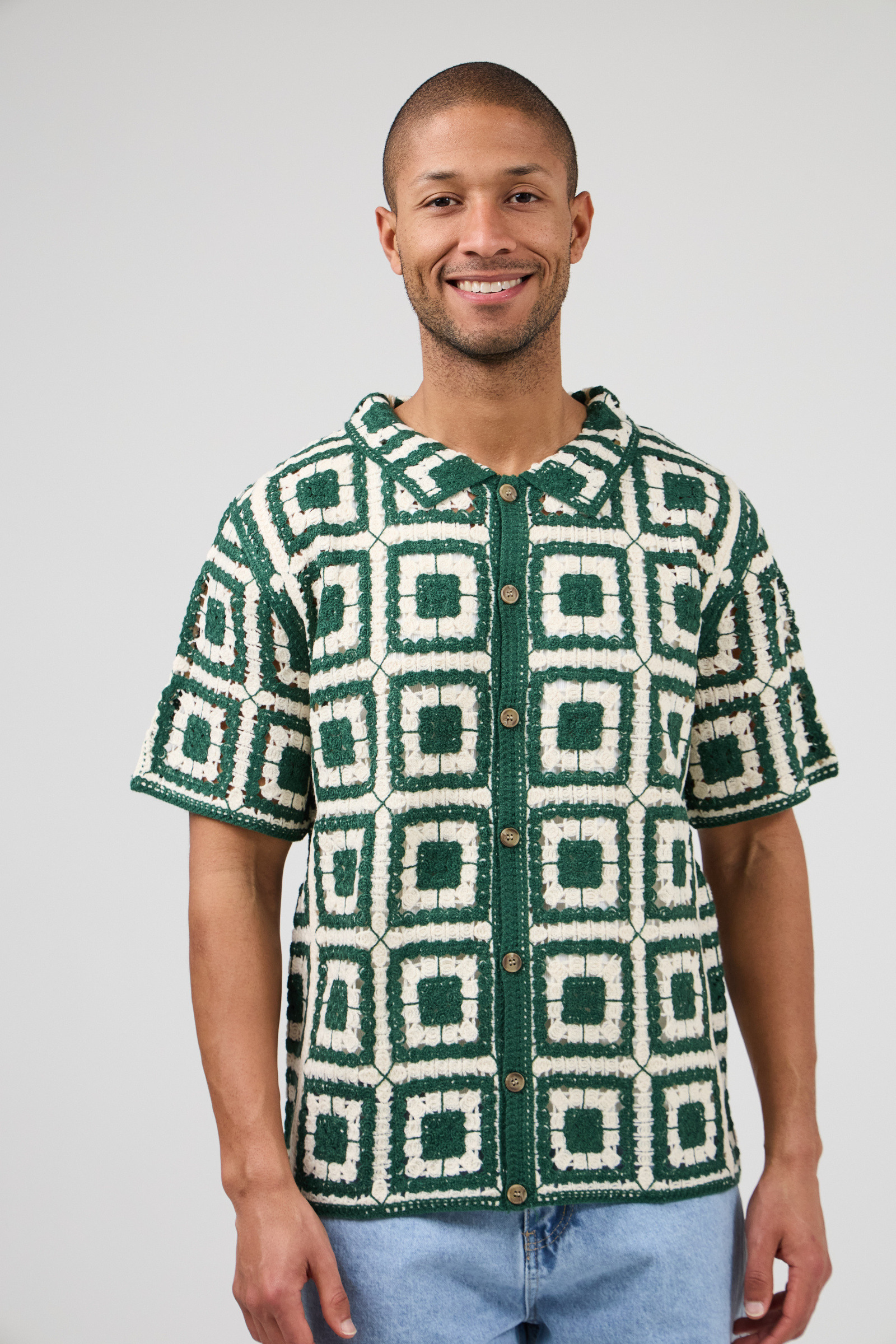 Wholesaler TOP MONDAY - Acrylic Shirt 06