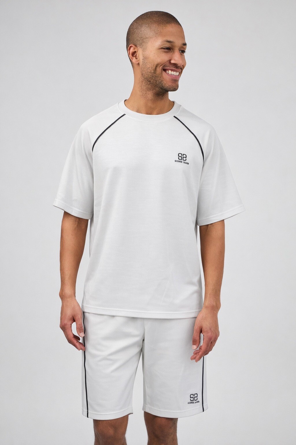 Wholesaler TOP MONDAY - Modern and comfortable sportswear set