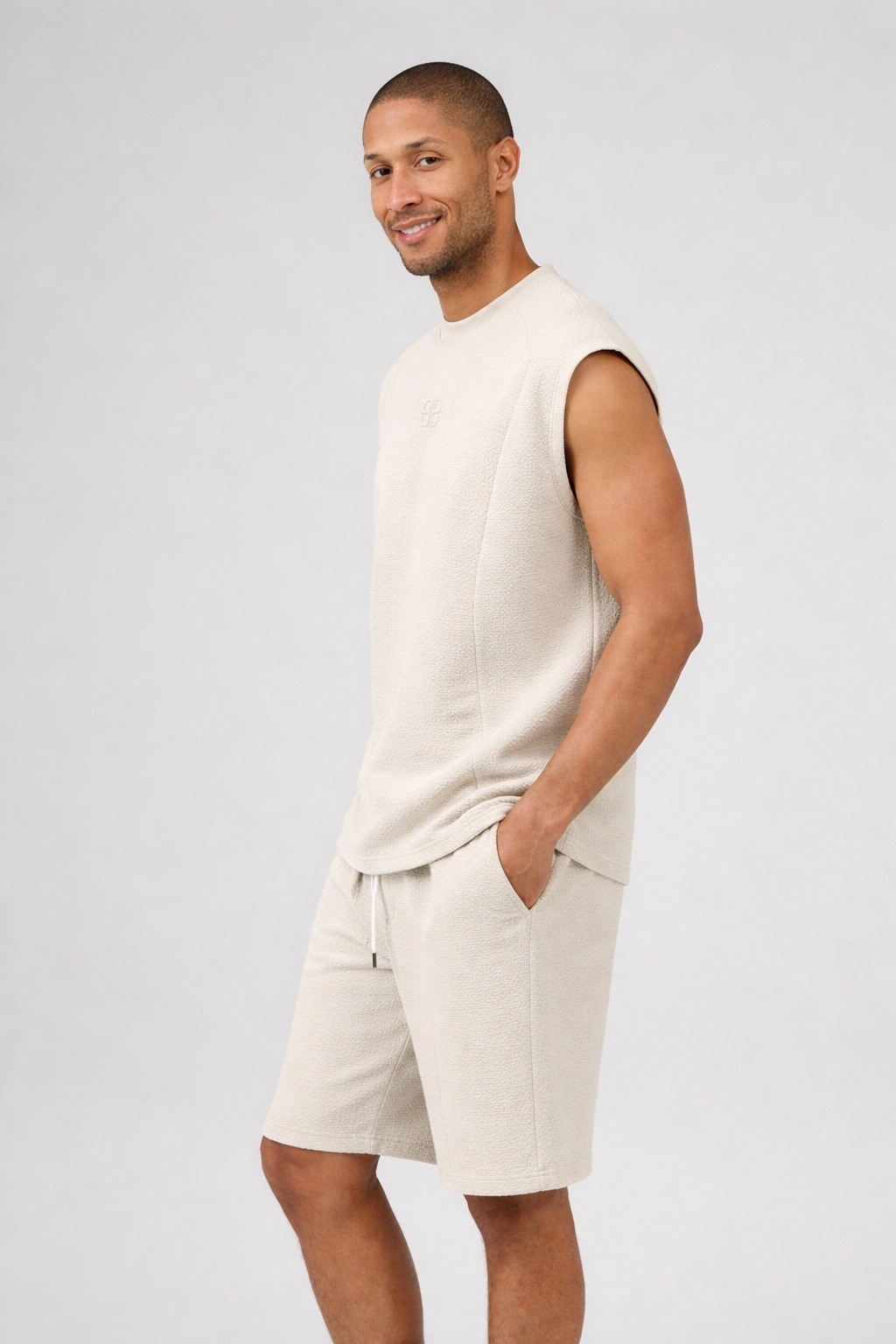 Großhändler TOP MONDAY - Einfarbiges Set - Tanktop und Shorts
