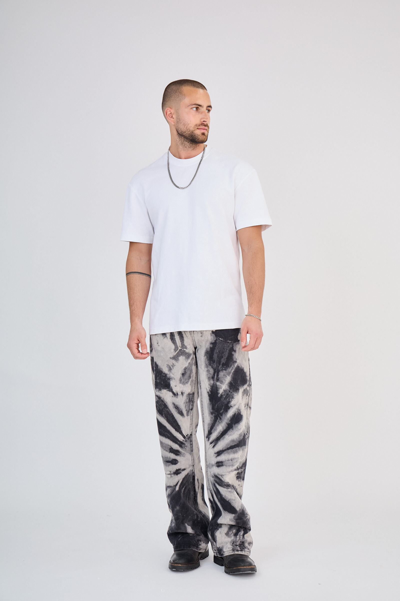 Grossiste TOP MONDAY - Jeans tie-dye