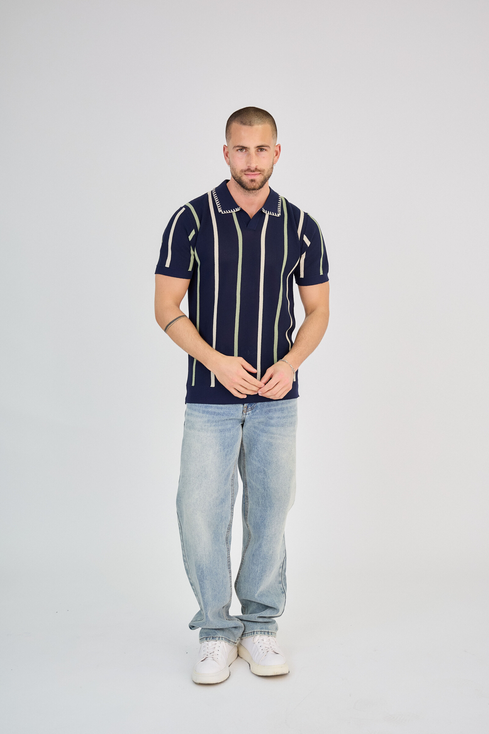 Grossiste TOP MONDAY - Polo en maille rayures verticale