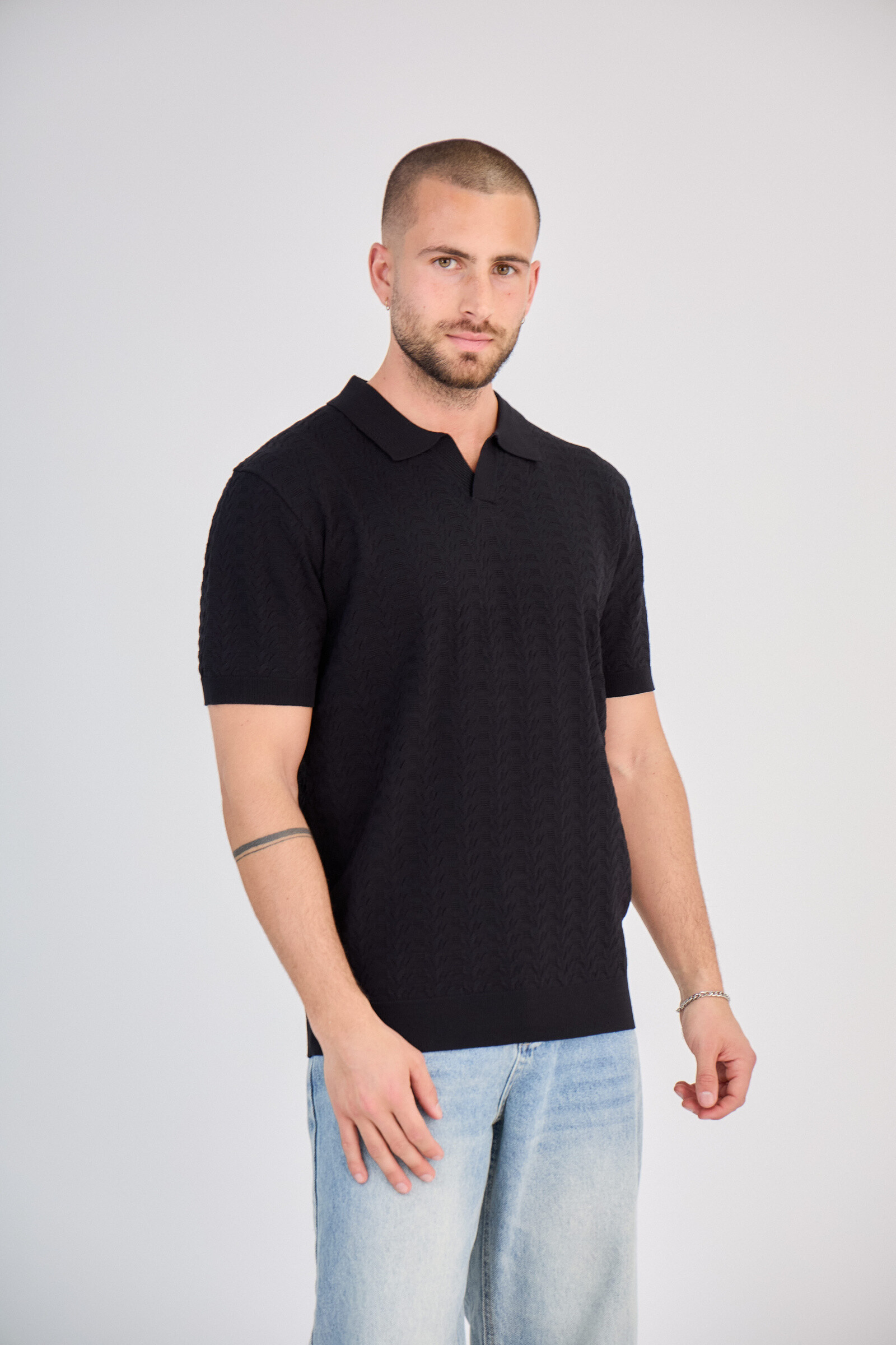 Grossiste TOP MONDAY - Polo en maille ajourée
