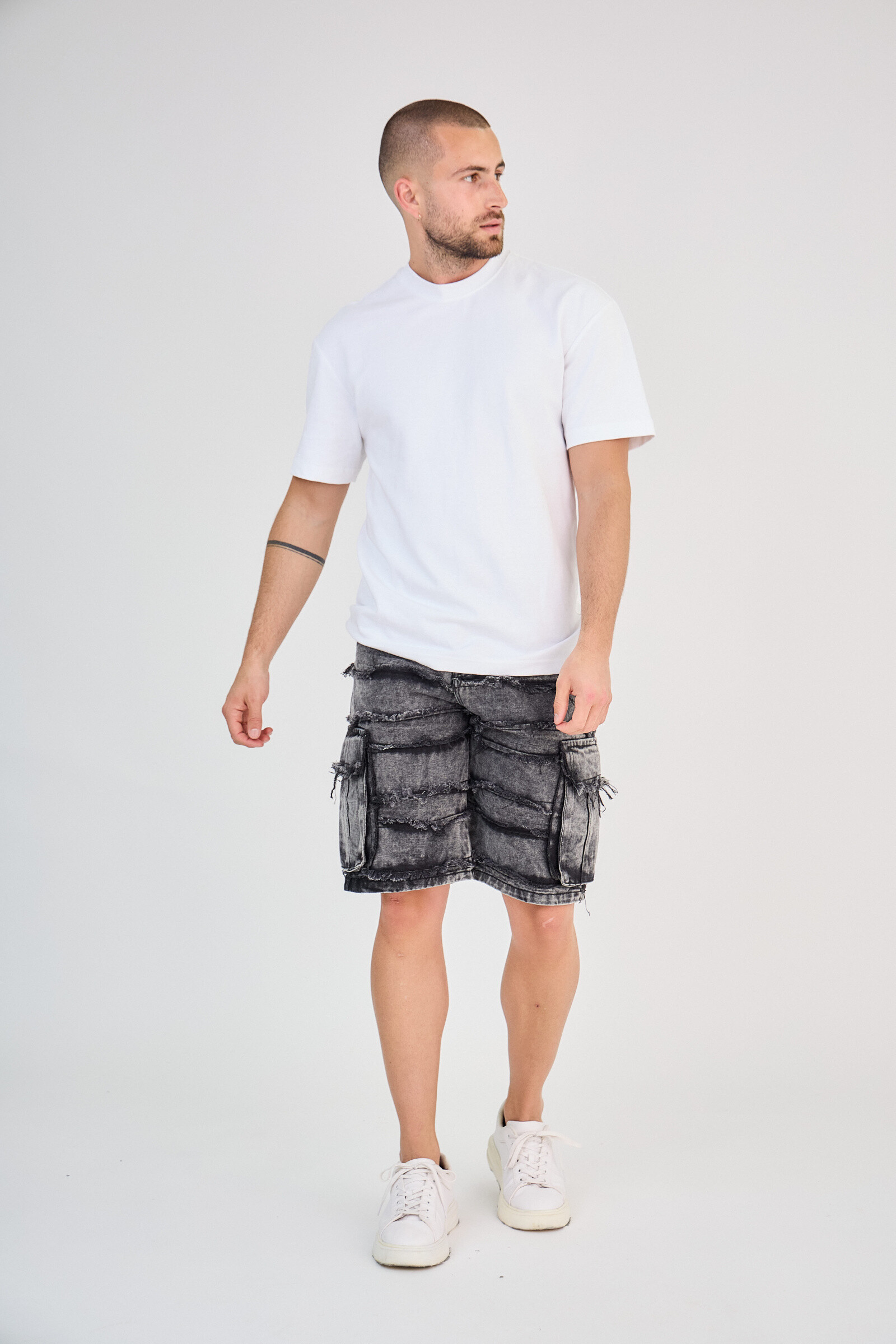 Grossiste TOP MONDAY - Short jeans