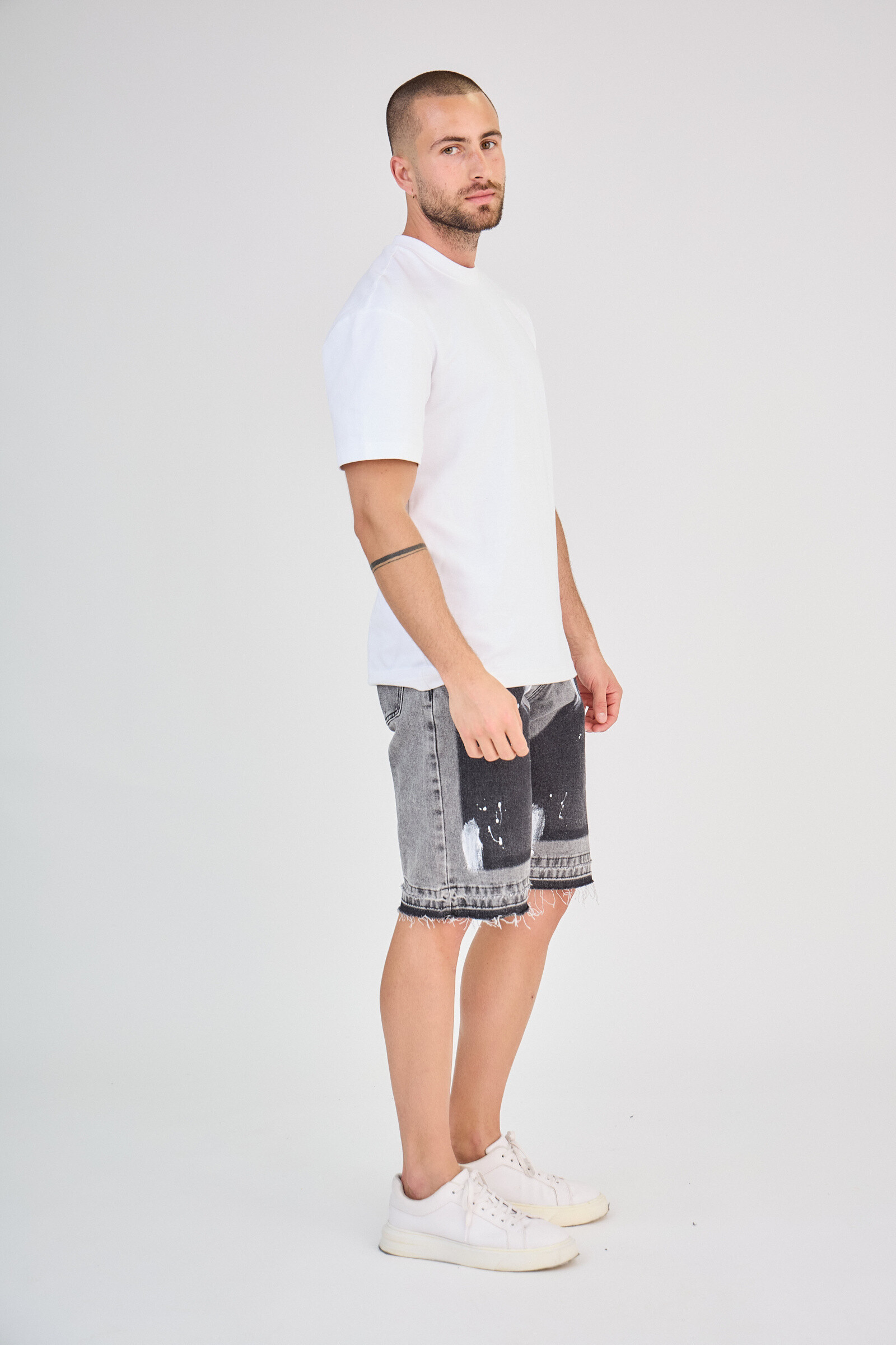 Grossiste TOP MONDAY - short en jeans