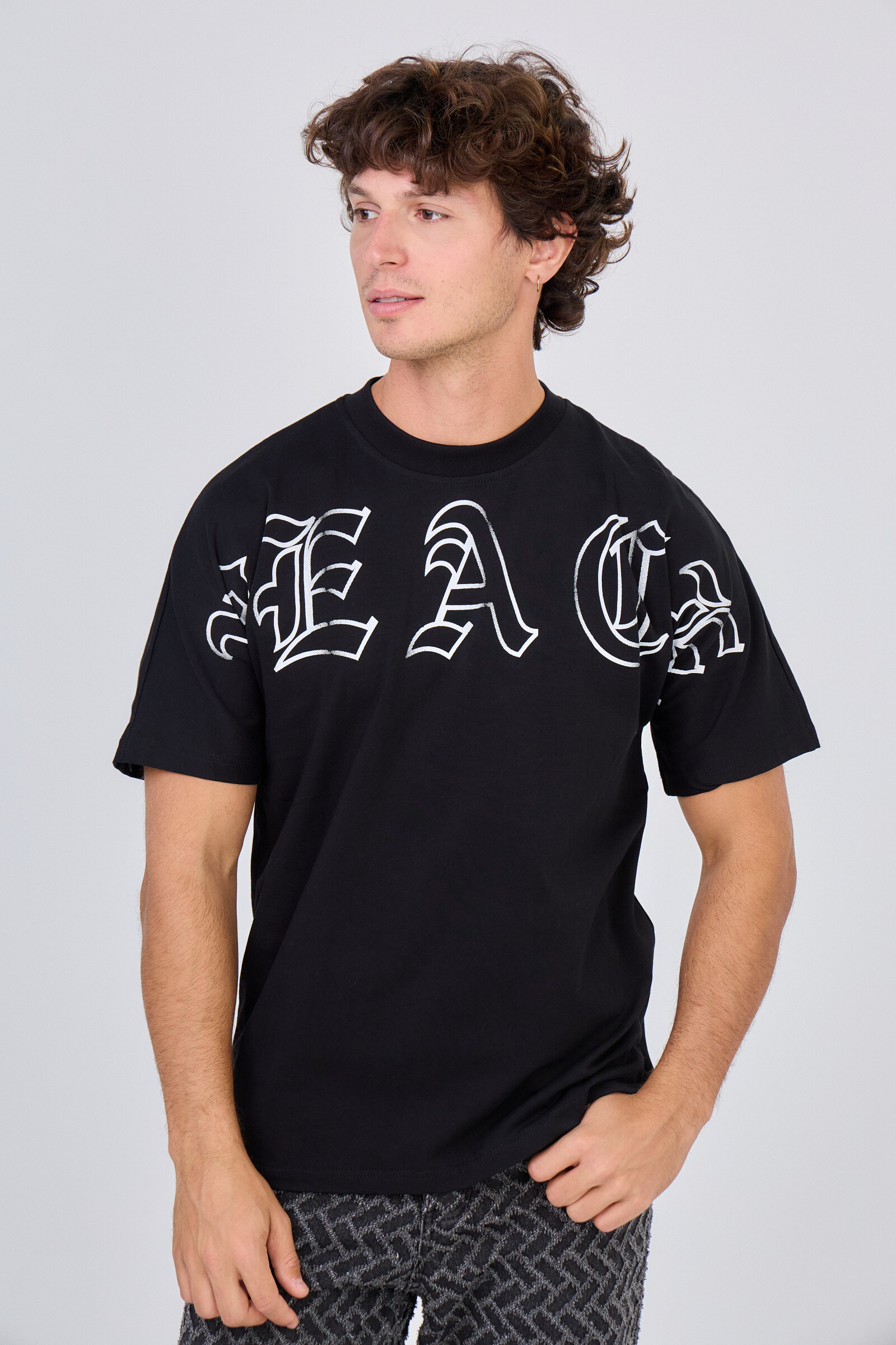 Wholesaler TOP MONDAY - Short sleeve t-shirt with writing