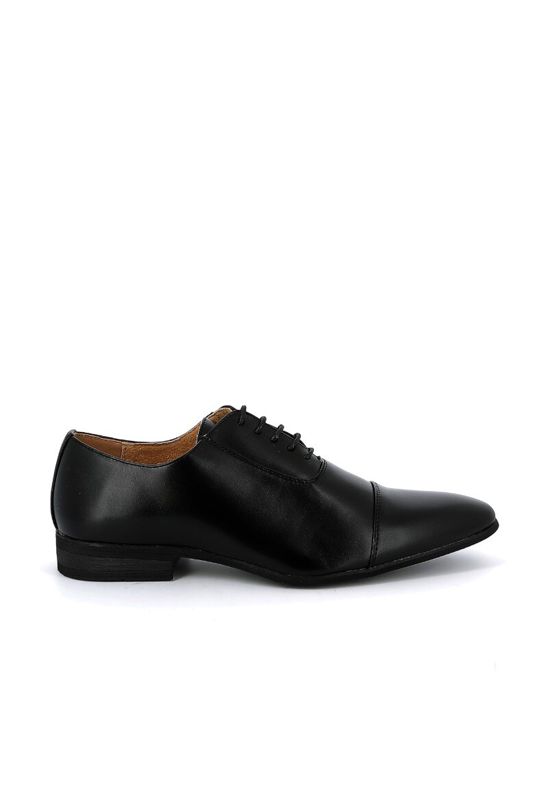 Großhändler UOMO design - Minimalistischer Brogue für Männer aus Kunstleder und Lederfutter U558-1