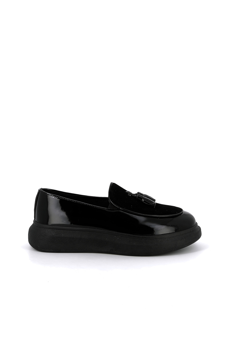Grossista UOMO design - Mocassini da uomo Pompon - Nero lucido