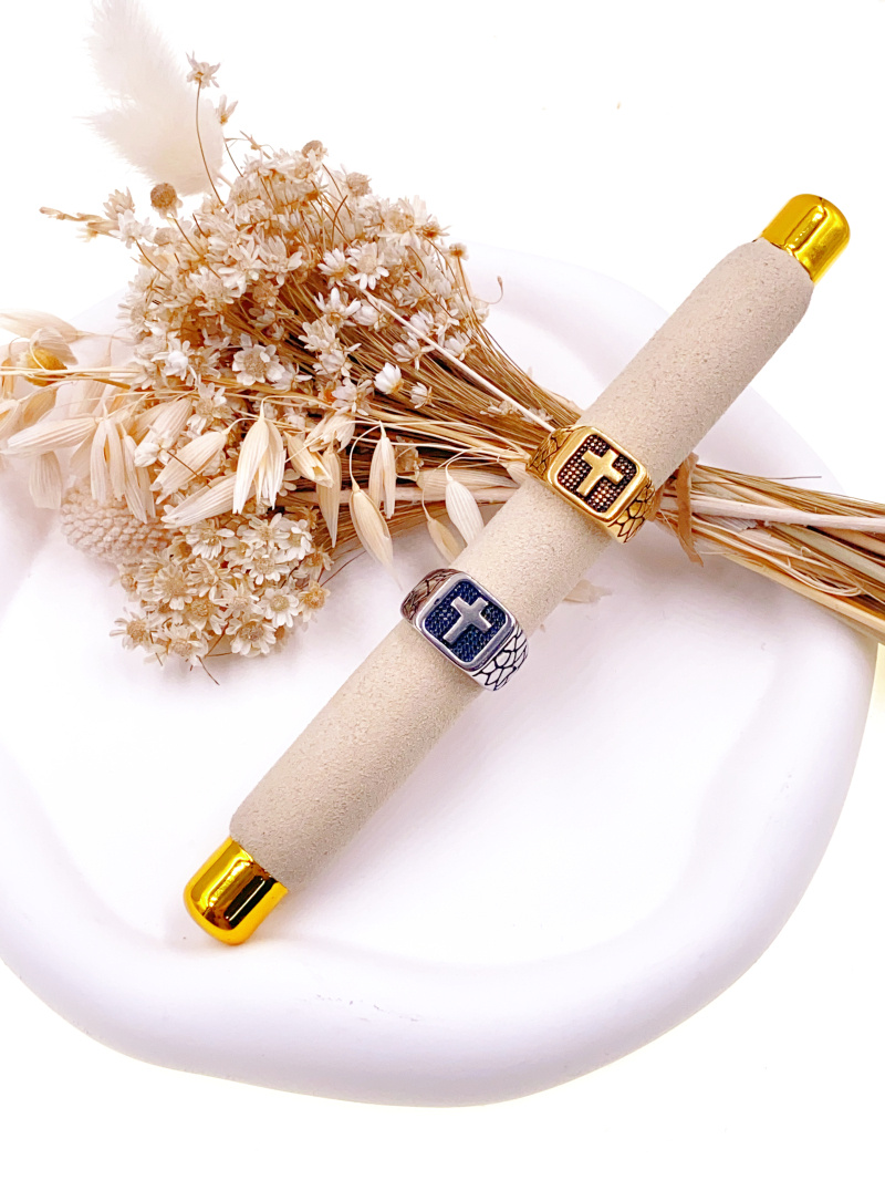Wholesaler WEC Bijoux - Steel cross ring