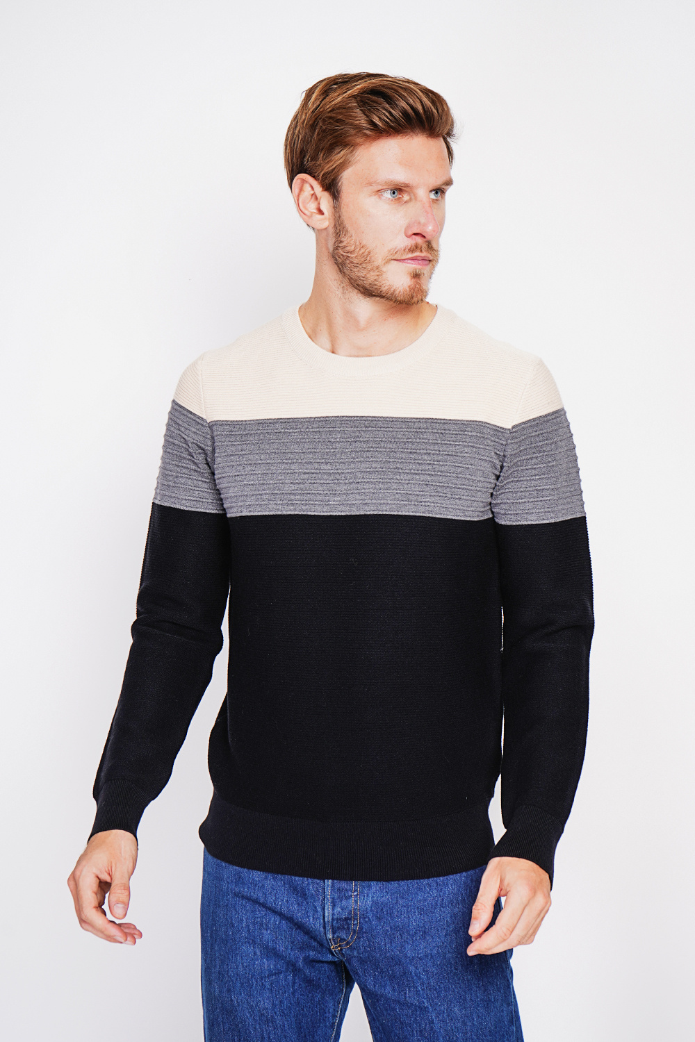 Wholesaler William de Faye - Crew neck sweater with fancy knitting and long sleeves