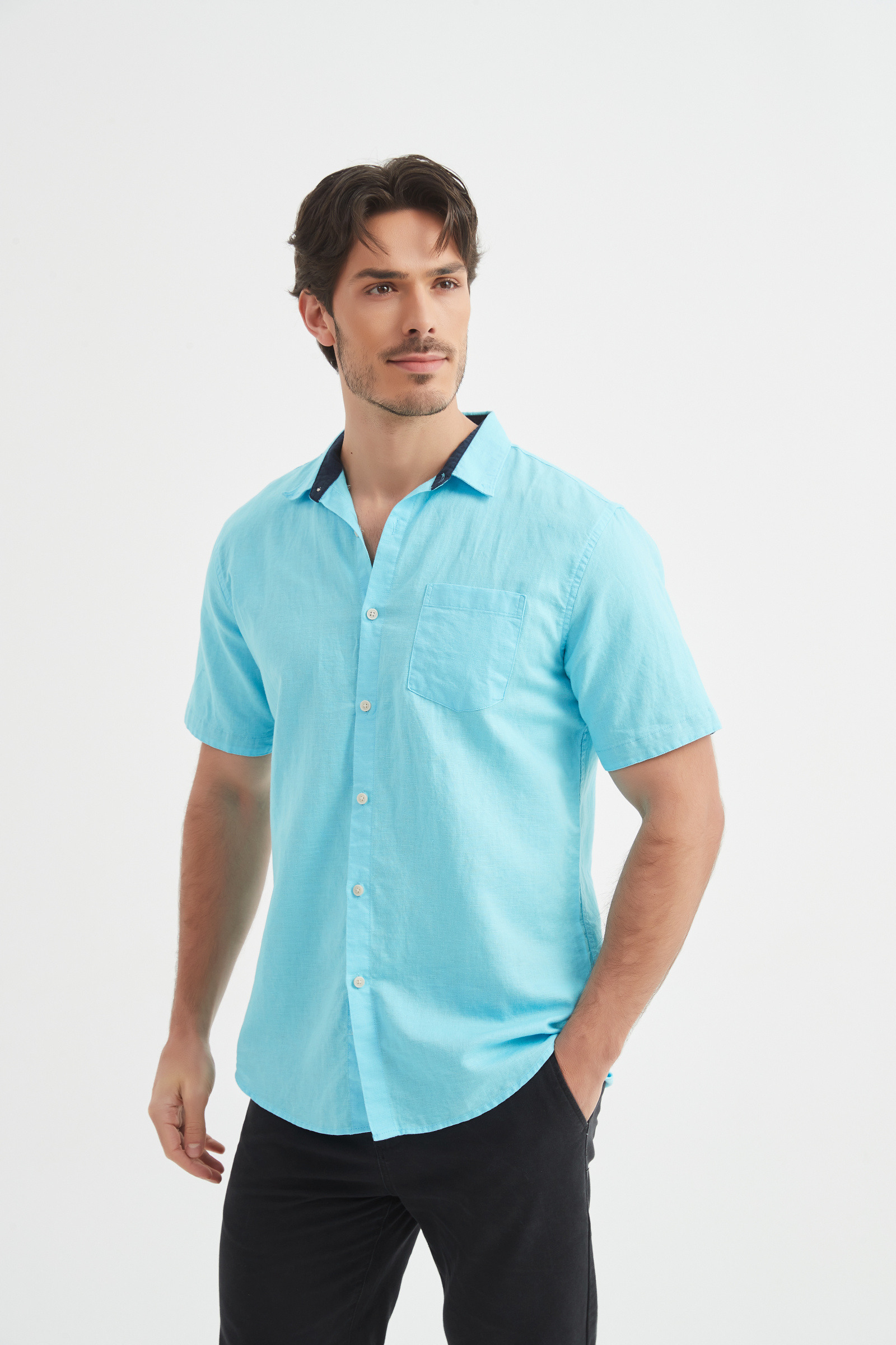 Großhändler Yves Enzo Paris - Kurzarmhemd aus 100% Leinen