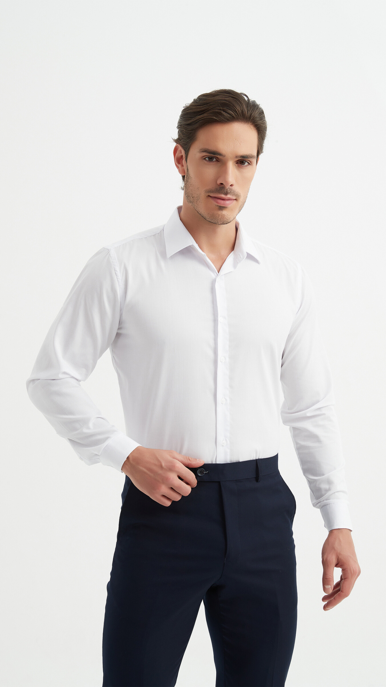 Grossista Yves Enzo - Camicia semplice e aderente