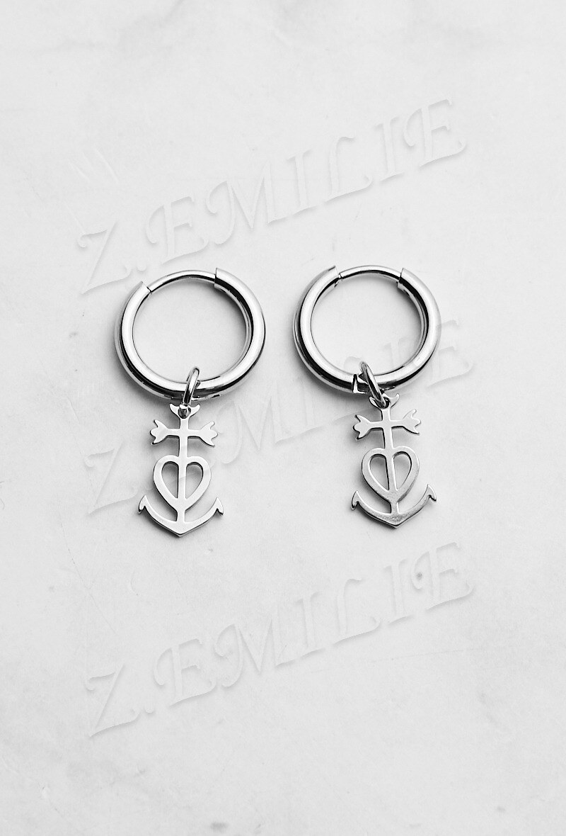 Wholesaler Z. Emilie - Camargue cross creole steel earring
