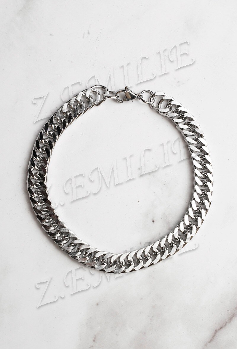 Grossista Z. Emilie - Bracciale in acciaio con catena piatta da 7 mm
