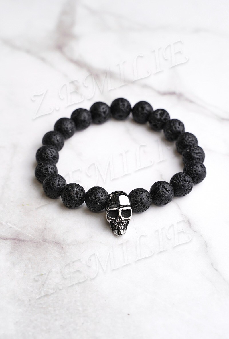 Großhändler Z. Emilie - 10mm Steinarmband mit Totenkopf