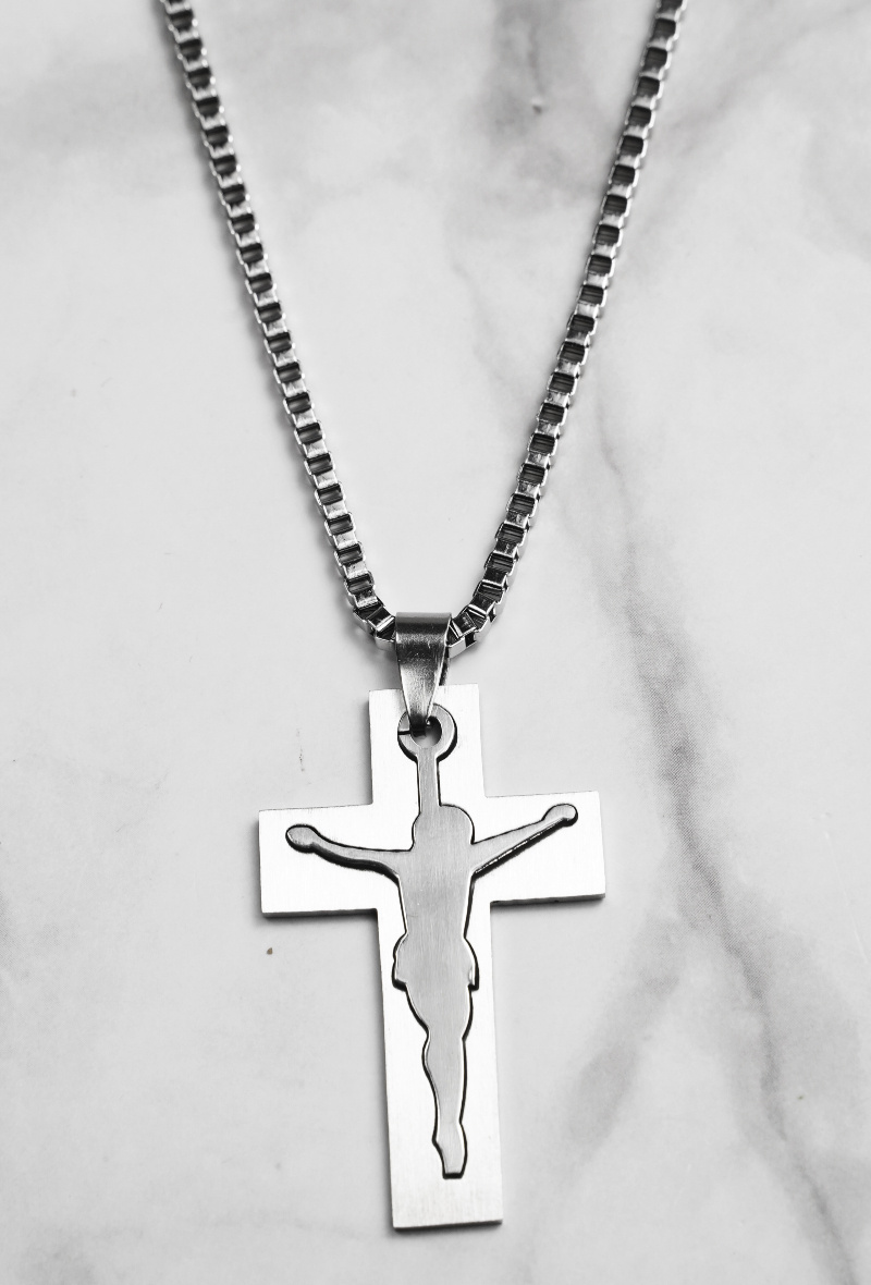 Großhändler Z. Emilie - Stahlkreuzkette mit Jesus Christus