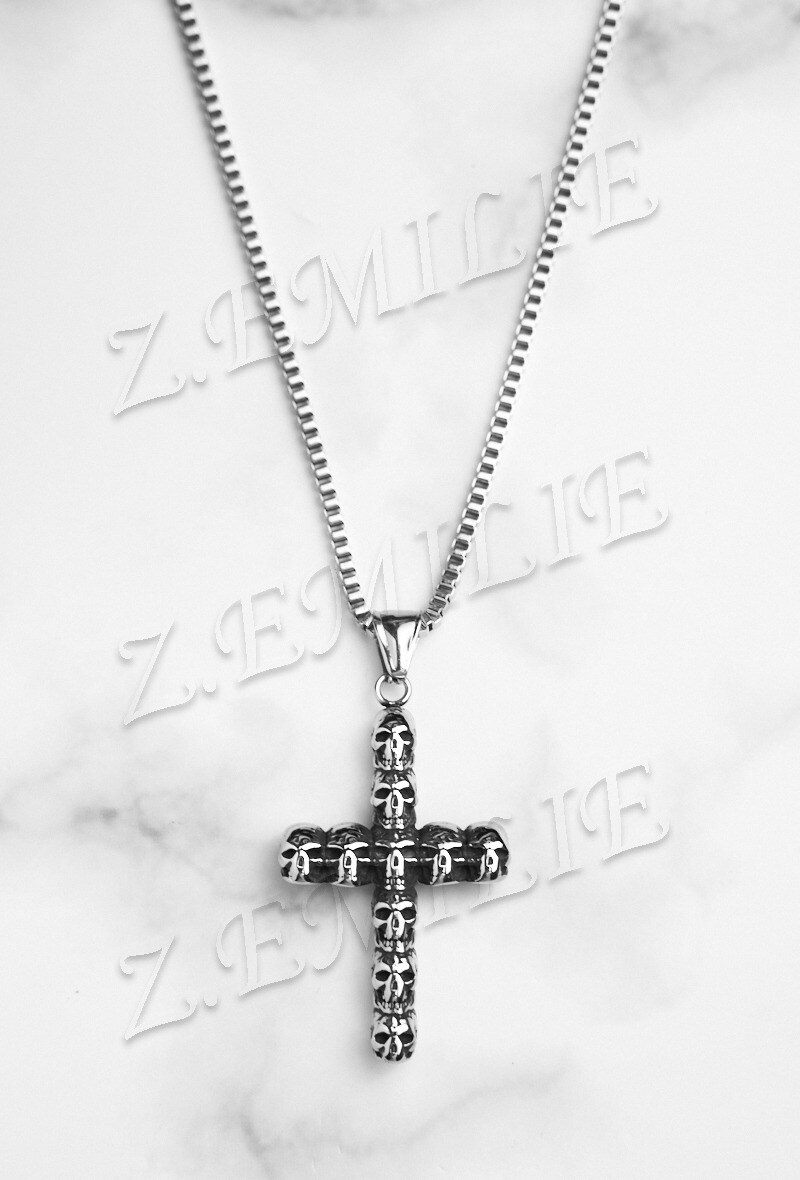 Grossiste Z. Emilie - Collier acier croix tête de mort