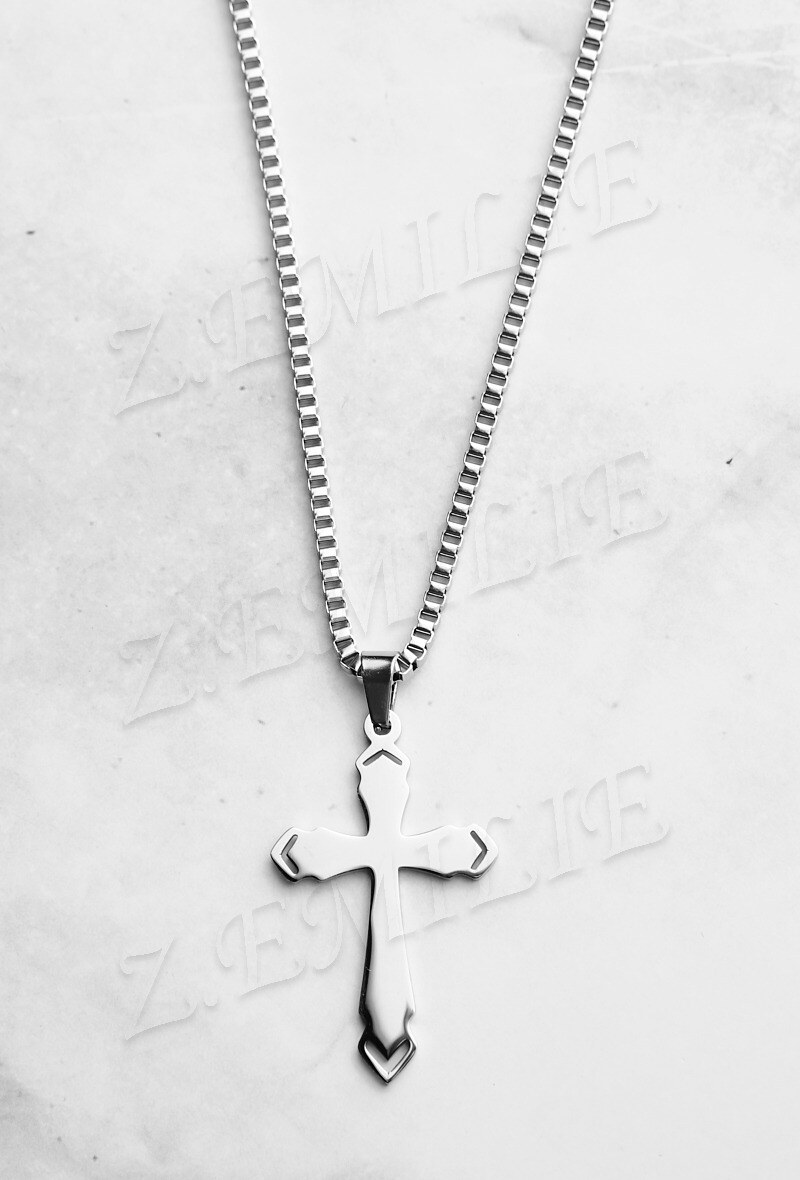 Grossiste Z. Emilie - Collier acier croix