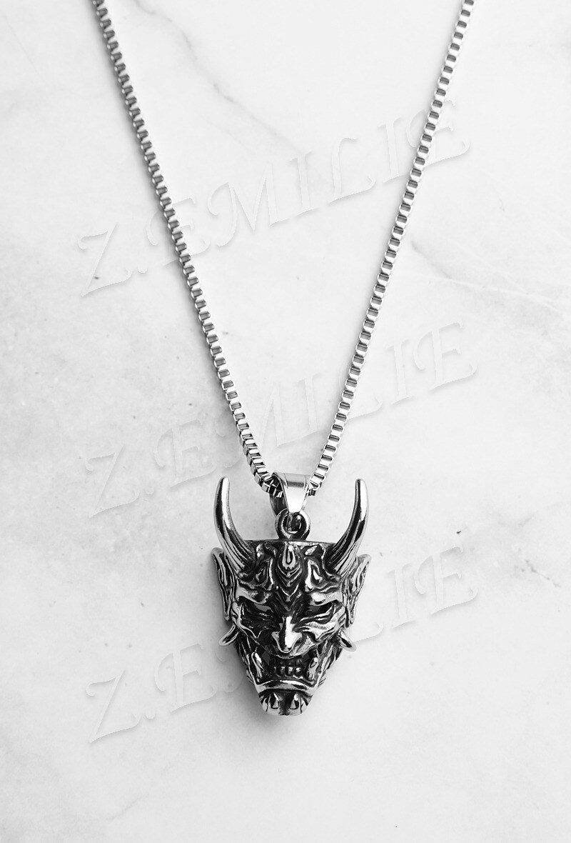 Grossiste Z. Emilie - Collier acier diable