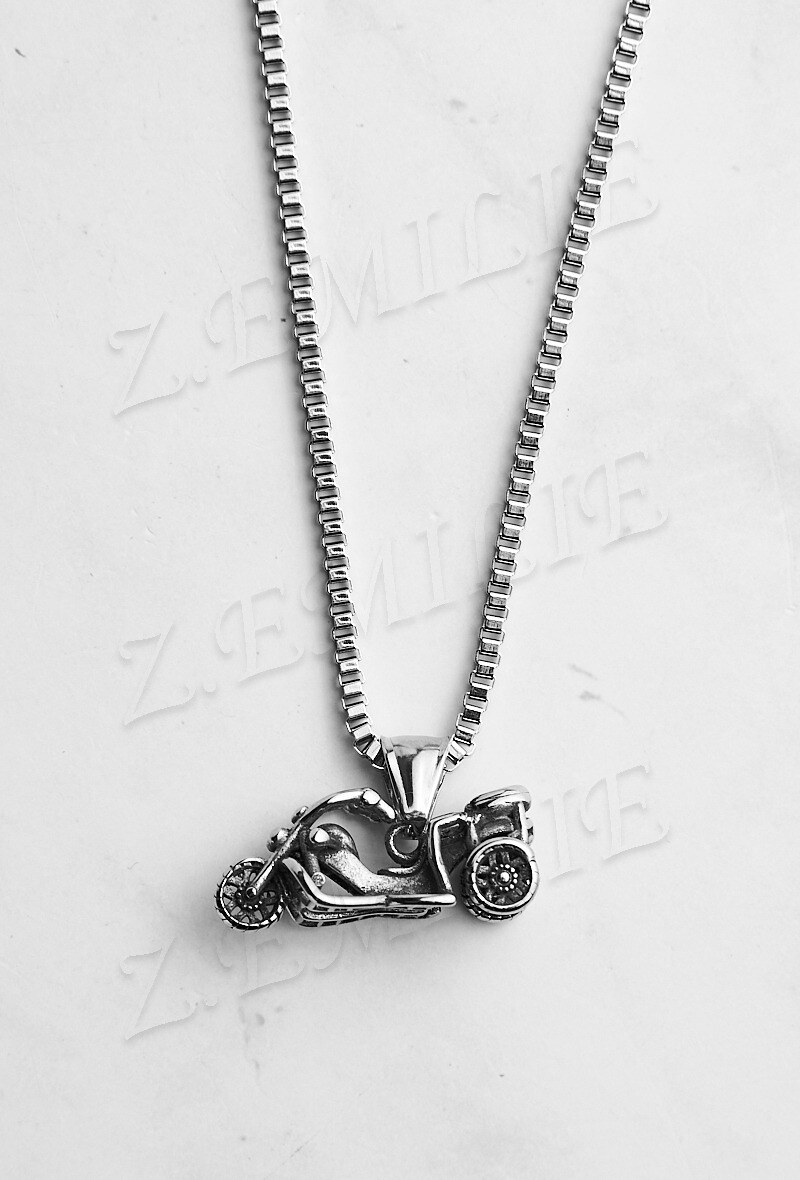 Grossista Z. Emilie - Collana in acciaio Traik