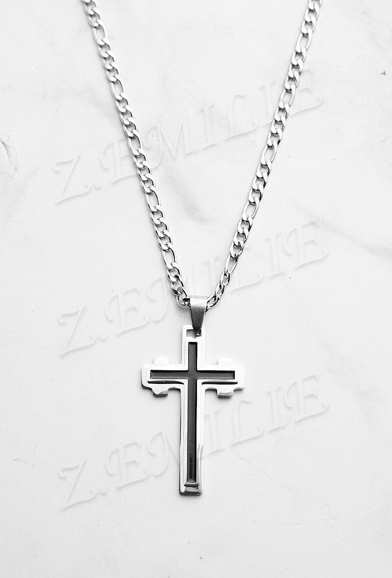 Grossista Z. Emilie - Collana in acciaio con croce