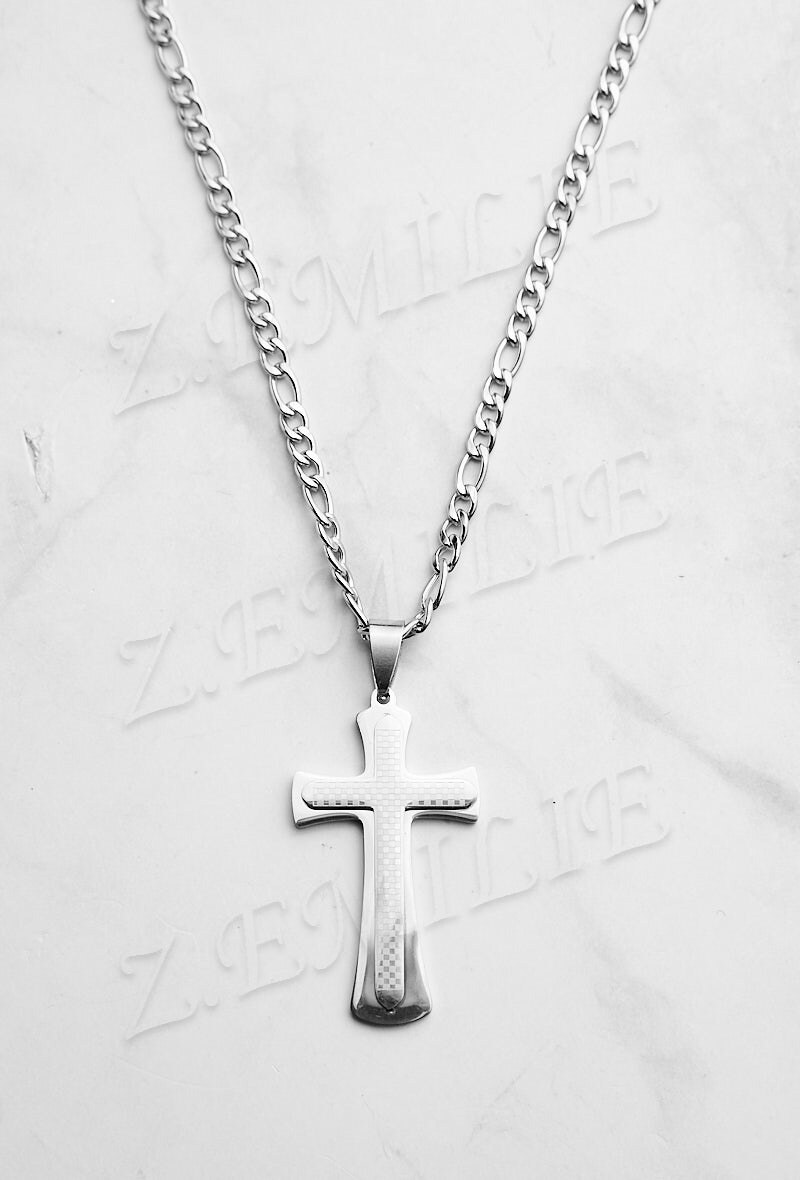 Grossista Z. Emilie - Collana in acciaio con croce