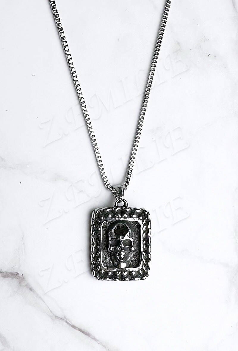 Mayorista Z. Emilie - Collar de acero calavera