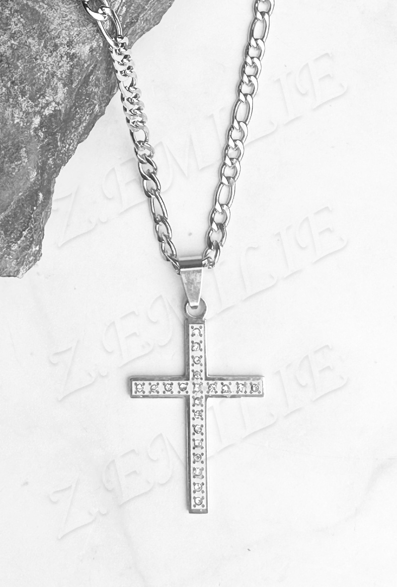 Großhändler Z. Emilie - Halskette mit Strass-Kreuz aus Stahl