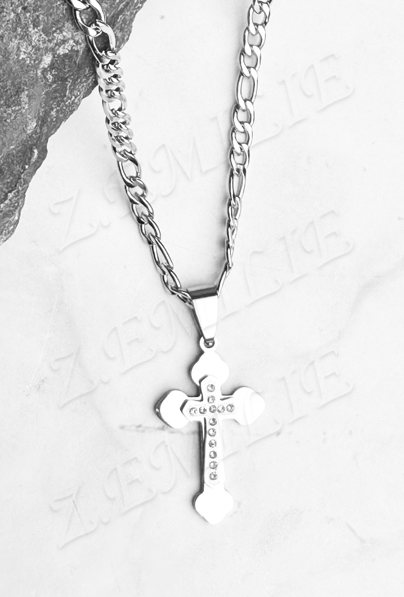 Großhändler Z. Emilie - Halskette mit Strass-Kreuz aus Stahl