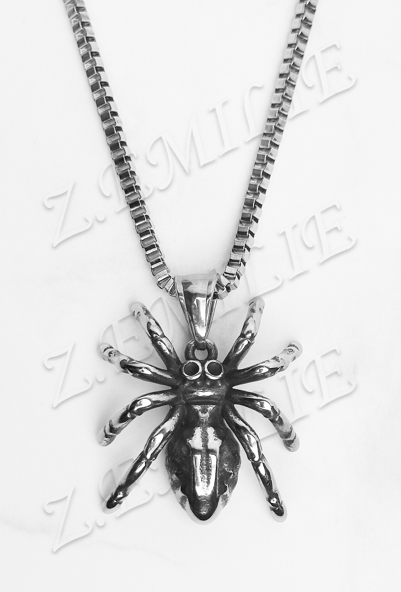 Wholesaler Z. Emilie - Steel spider necklace