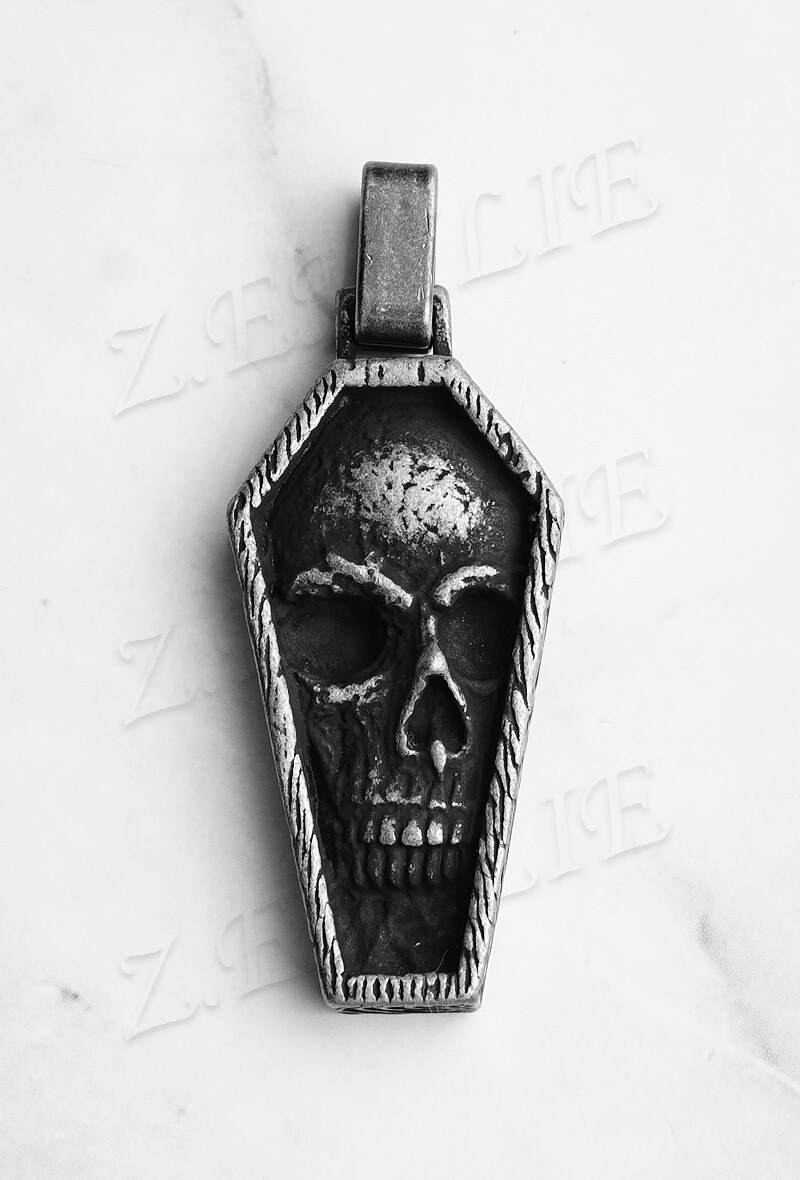 Grossiste Z. Emilie - Pendentif acier cercueil
