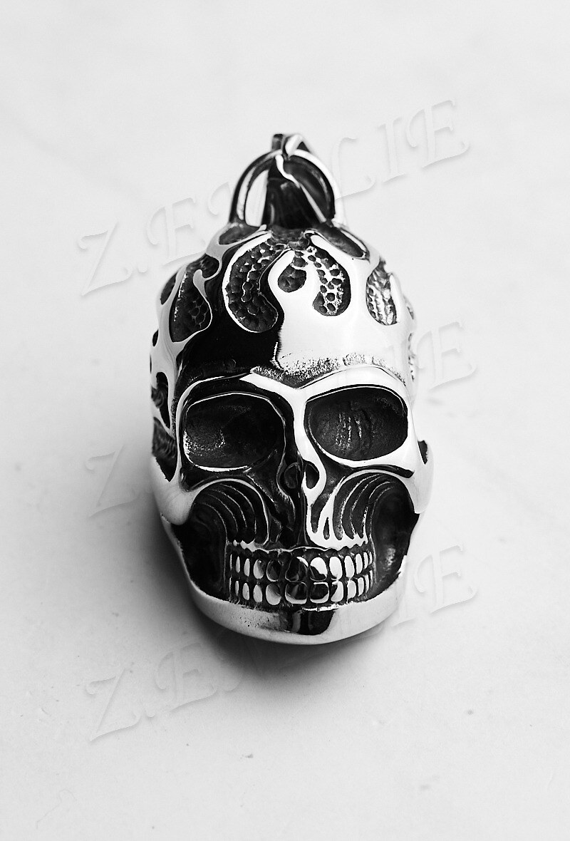 Wholesaler Z. Emilie - Skull steel pendant