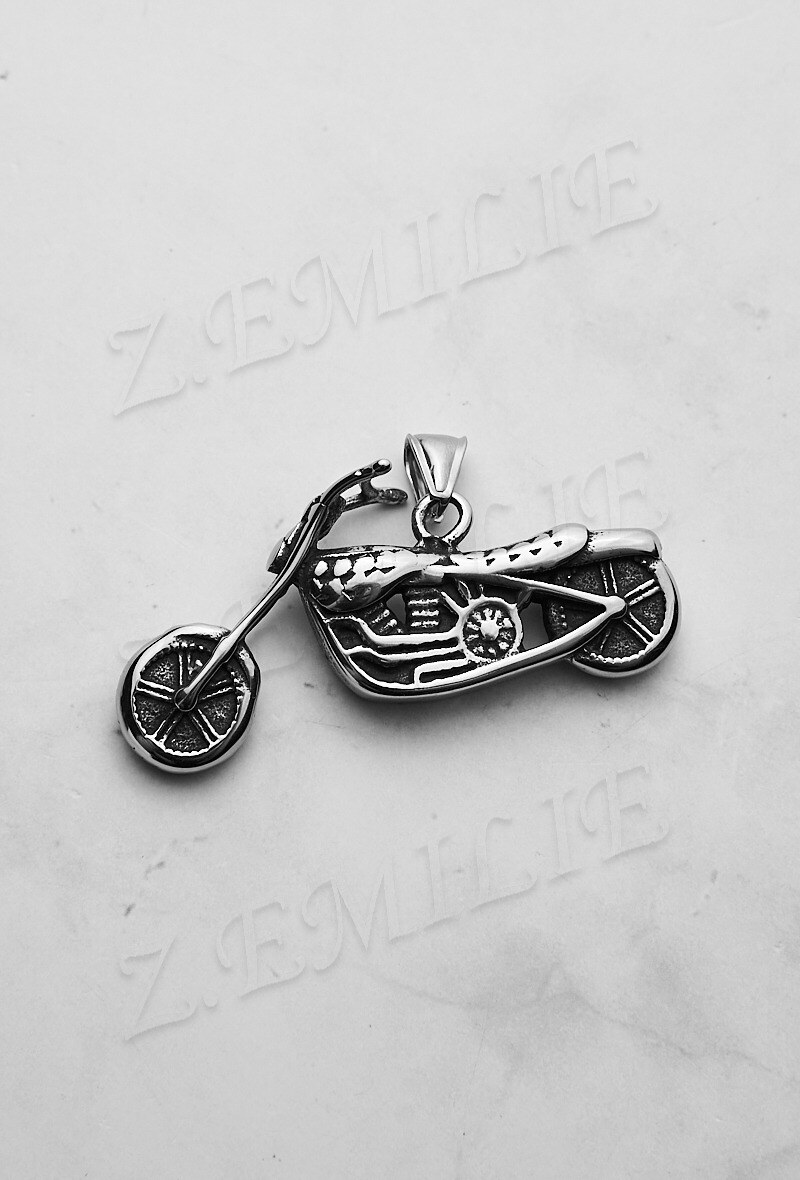Grossista Z. Emilie - Ciondolo in acciaio per moto