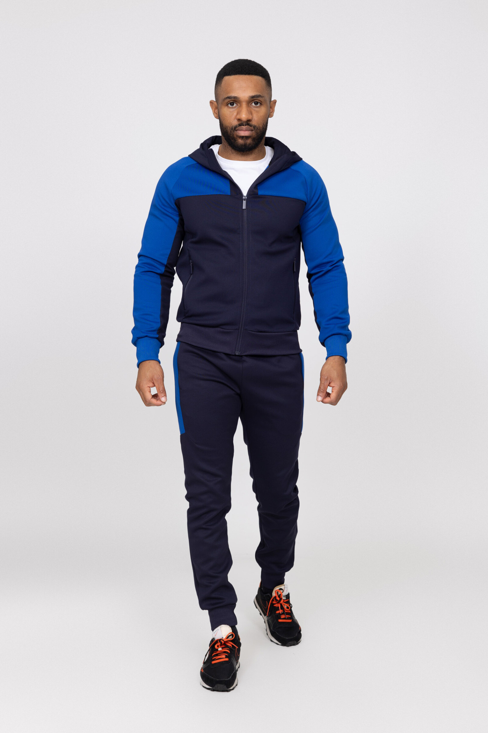 Wholesaler Zayne Paris - jogging set with hood and long drawstrings