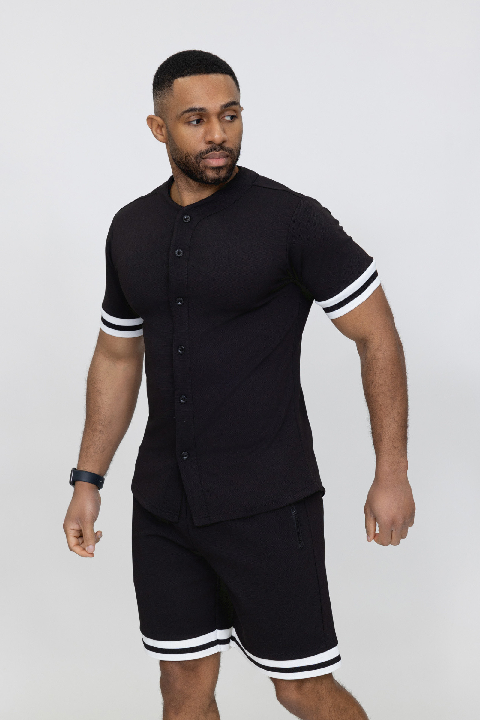 Großhändler Zayne Paris - Zweifarbiges Hemd- und Shorts-Set