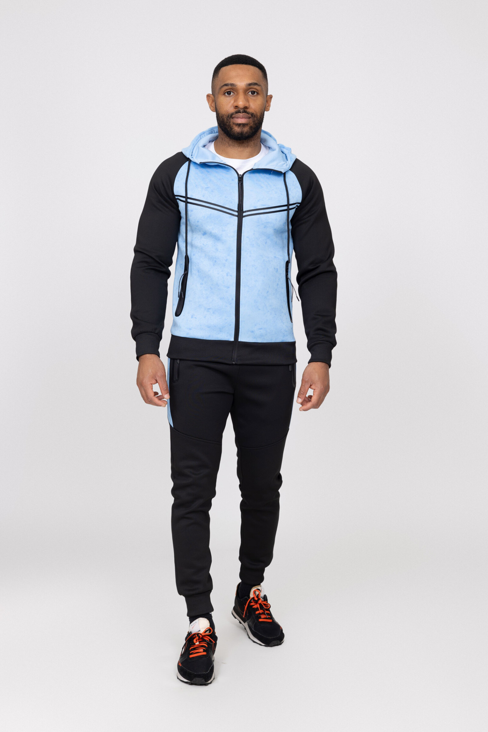 Wholesaler Zayne Paris - Bi-color jogging set with hood