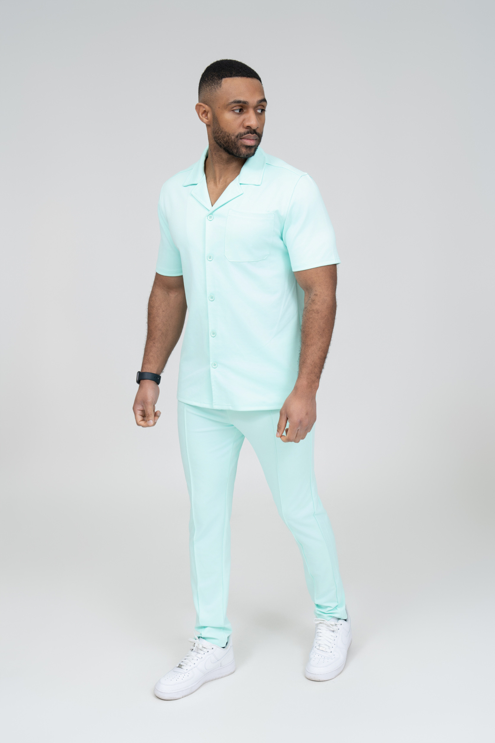 Großhändler Zayne Paris - Set aus Hemd und Hose