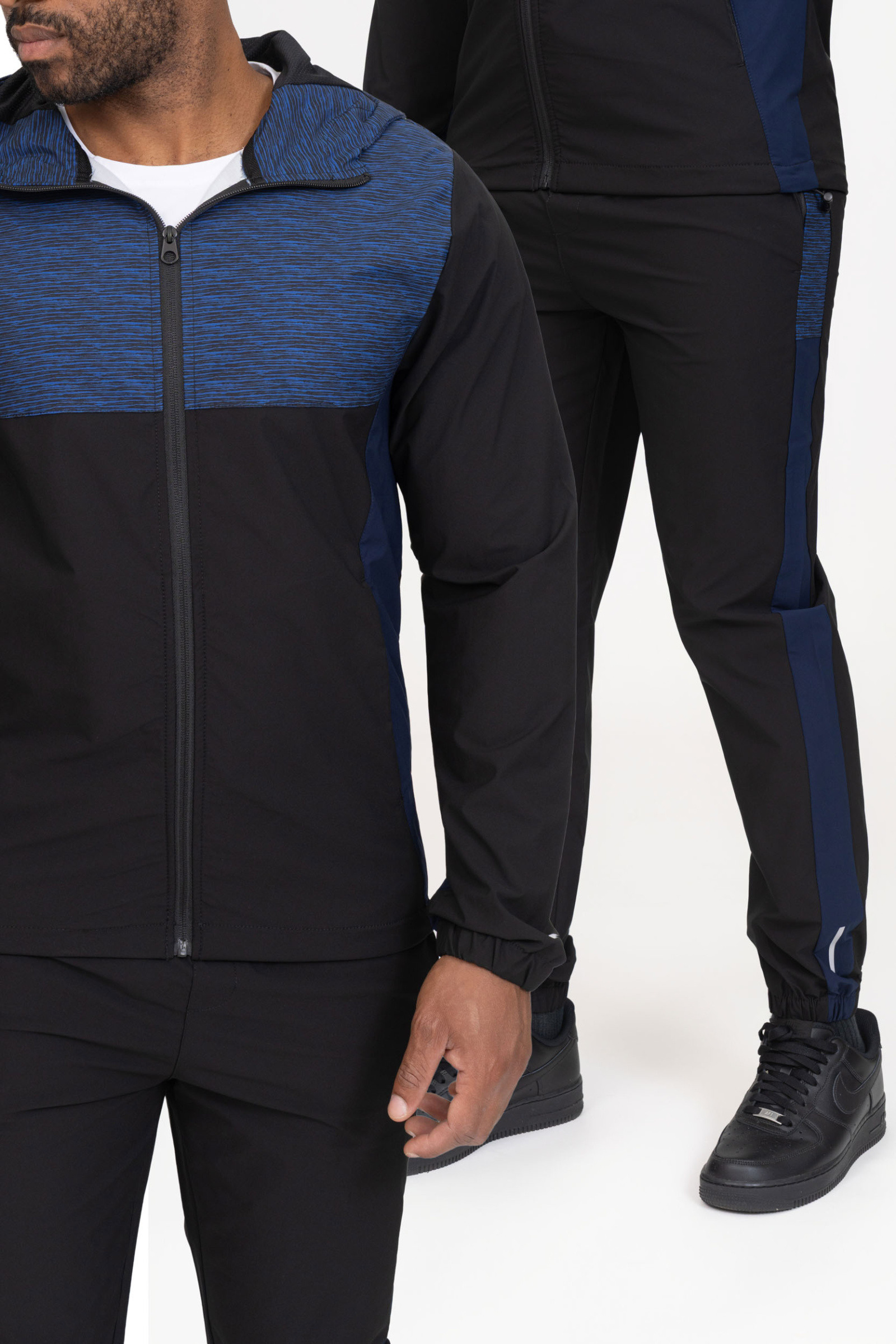Großhändler Zayne Paris - Jogginganzug mit Kapuze