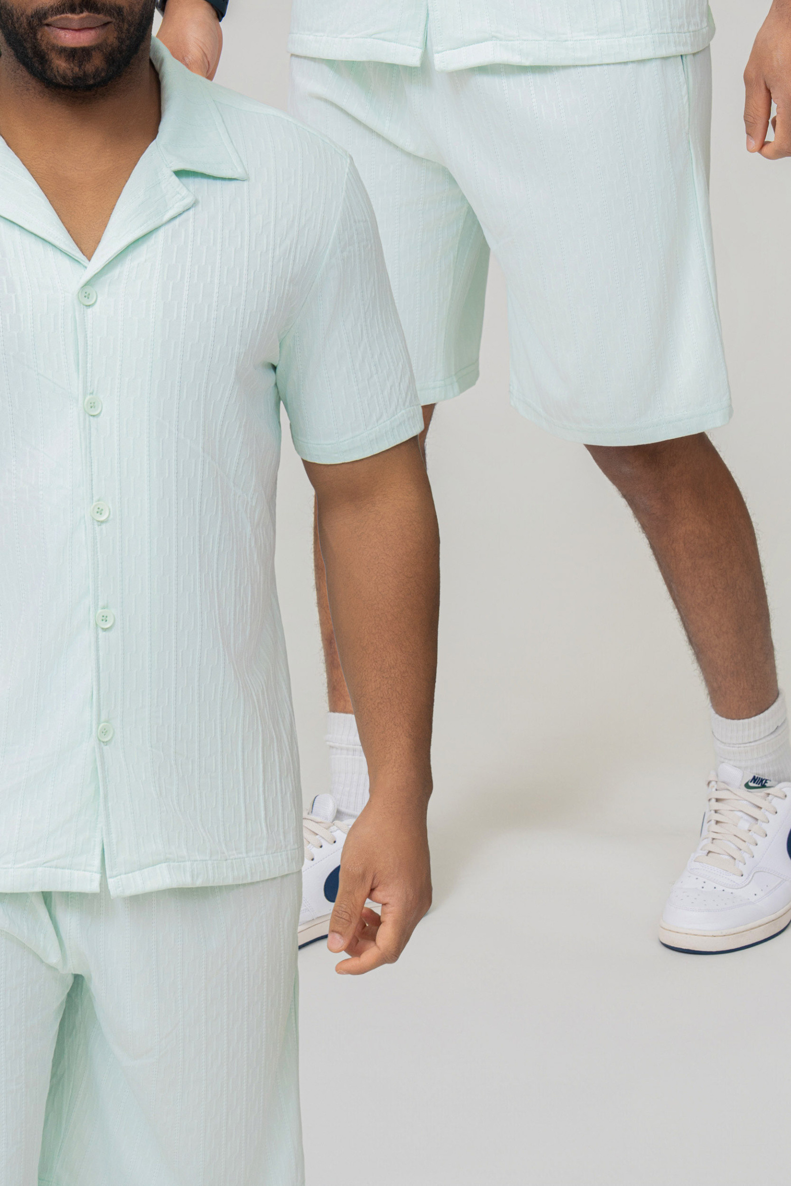 Großhändler Zayne Paris - Gemustertes Hemd- und Shorts-Set