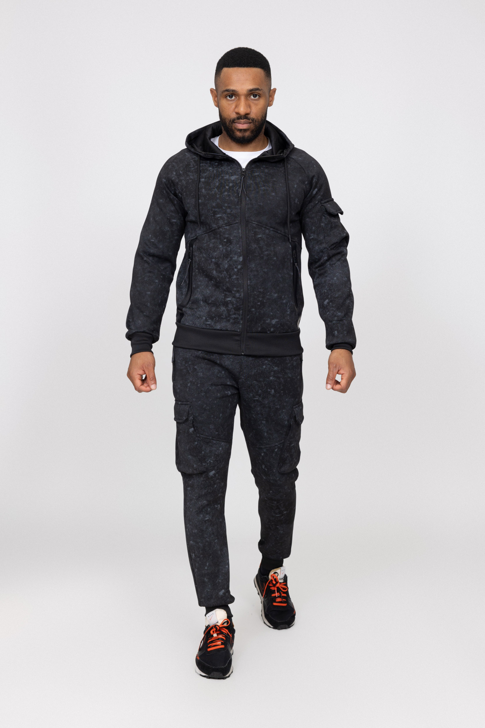 Wholesaler Zayne Paris - Men's Tracksuit TX1001